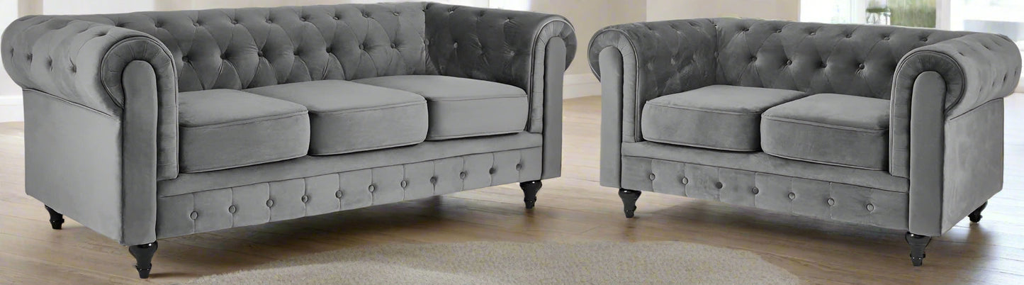 Classic Chesterfield Sofa | Including Footstool